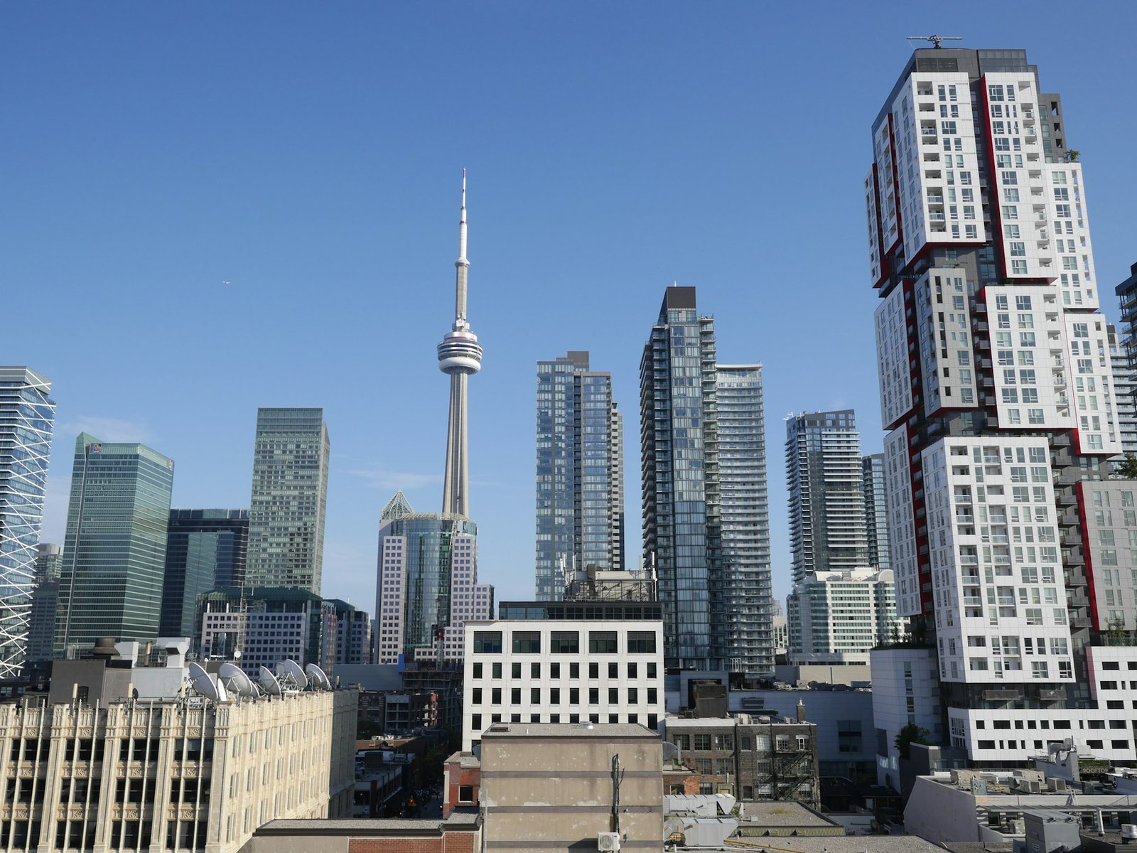 Toronto skyline in Canada, illustrating a new chapter abroad
